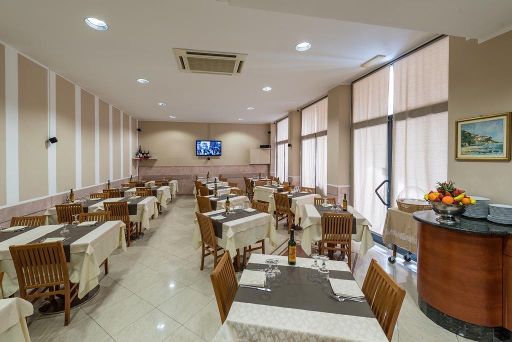 Hotel Santa Maria Finale Ligure Εξωτερικό φωτογραφία